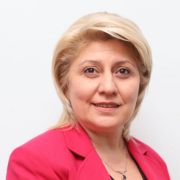 Լուսինե Ղազարյան